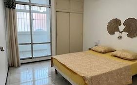 Appartement Proche Aeroport Au Rez-De-Chaussee